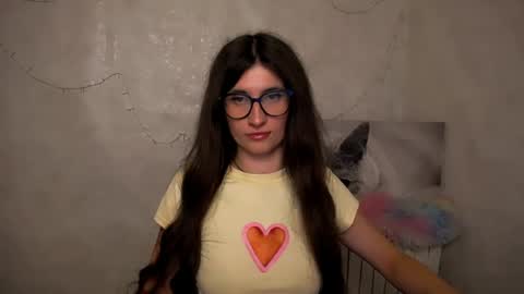 Laura online show from June 30, 10:14 am
