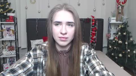 LauraHlot online show from January 10, 6:46 pm