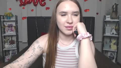 LauraHlot online show from May 8, 6:57 pm