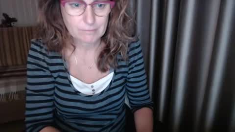 Lauraoven1 online show from October 20, 5:07 pm