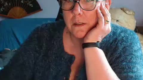 laureanne online show from February 21, 10:29 am