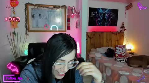 Lauren online show from March 11, 6:08 am