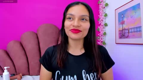 LAURENCASTRO online show from January 21, 11:34 pm