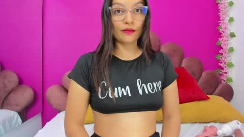 LAURENCASTRO online show from March 10, 8:34 pm