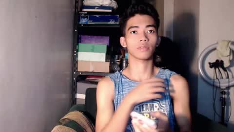 laurence_cuttieguyhere online show from July 8, 1:09 am