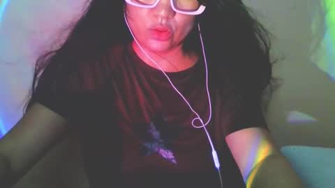 onlyfan laureng7 - 7 laureng2 online show from February 19, 1:43 pm