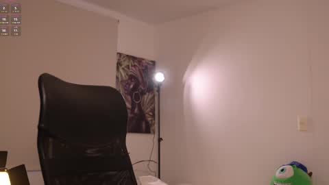 laurita_4 online show from February 19, 1:17 pm