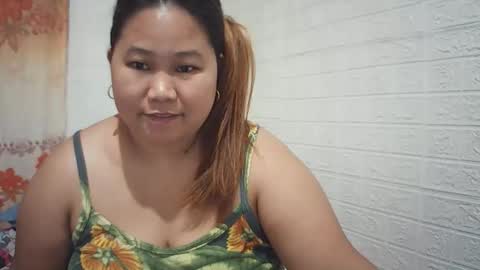 lavalyn214 online show from February 4, 2:32 pm