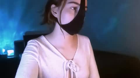 Lavinda online show from January 12, 2:02 pm