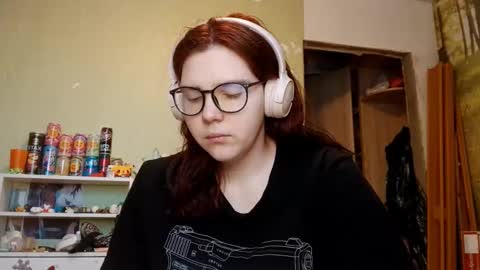 Adeline online show from February 3, 6:51 am