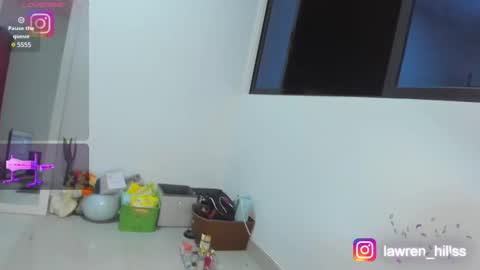 lawrenhills online show from March 11, 2:53 am