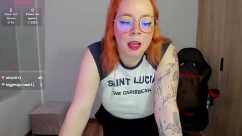 laylaah online show from November 28, 7:32 pm