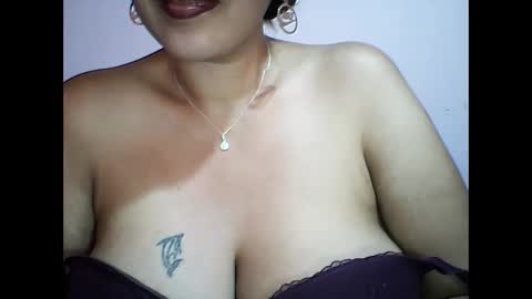 layanah12 online show from December 21, 2:36 pm