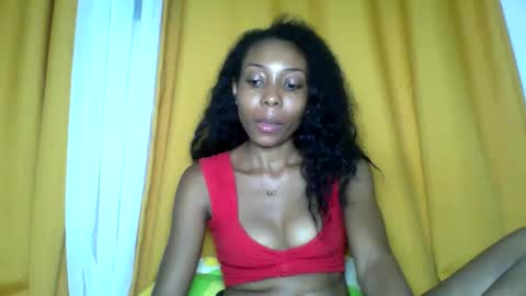 layannek online show from November 24, 6:39 pm