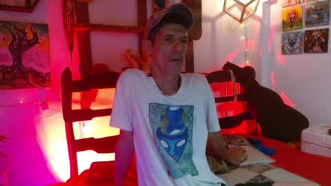 Snapshot of laye19 chatting on February 9, 11:36 pm Laye19 online show from February 9, 11:36 pm