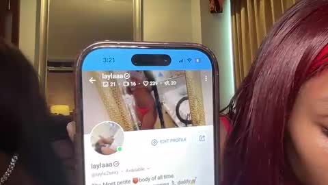 layla online show from October 23, 10:21 pm