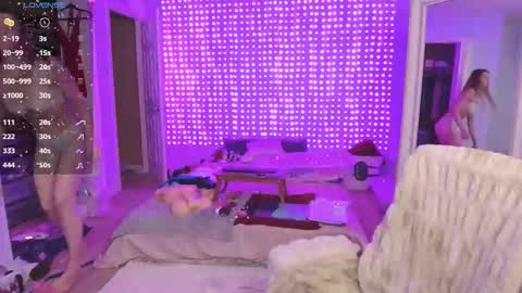 Laylaa Dreams online show from February 3, 2:30 am