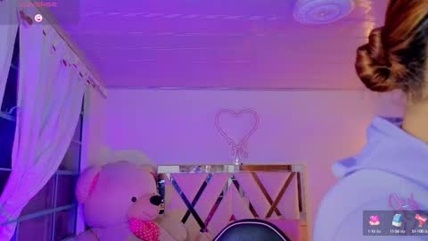 Snapshot of laylafoxy_tay chatting on September 22, 3:10 am laylafoxy_tay online show from September 22, 3:10 am