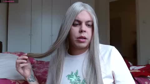 laylagreyxx_ online show from December 2, 1:53 pm