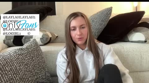 laylahlaylah1 online show from March 27, 4:41 pm