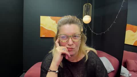 Lea online show from March 1, 2:44 pm