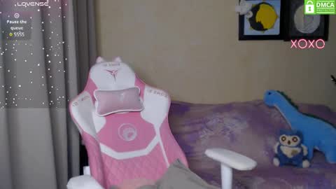 Snapshot of leah__gotty chatting on February 2, 4:26 am Leah  Gotty online show from February 2, 4:26 am