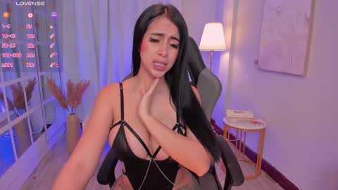 Leah Jones online show from February 22, 12:08 pm