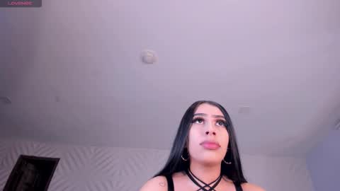 leahlombardi_ online show from December 23, 3:34 am