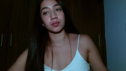 leanaalhub online show from December 23, 6:22 am