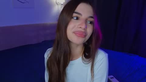 Sophie online show from June 13, 7:24 pm