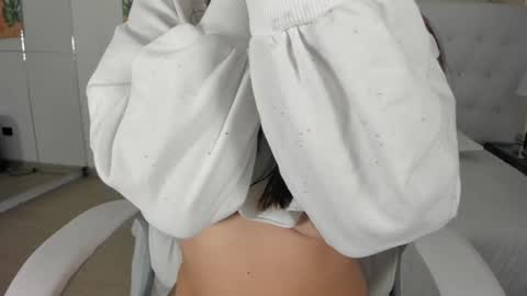 Suri  online show from February 8, 11:44 am