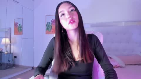 Suri  online show from February 3, 11:53 am