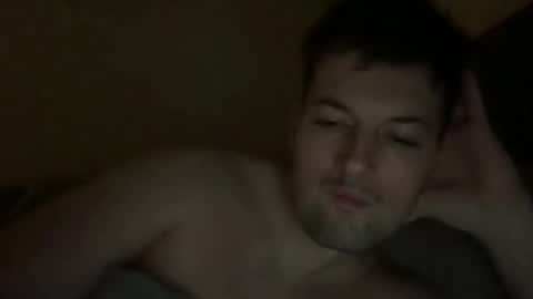 leedslad35 online show from December 13, 4:11 am