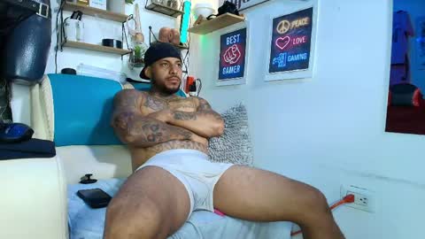 leenar_key online show from June 1, 12:12 am