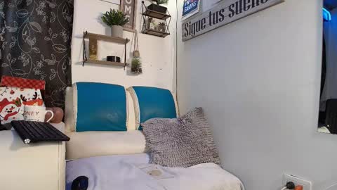 Snapshot of leenar_key chatting on October 13, 3:03 pm leenar_key online show from October 13, 3:03 pm