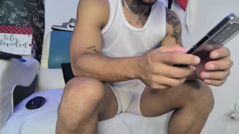 Snapshot of leenar_key chatting on February 28, 6:31 pm leenar_key online show from February 28, 6:31 pm