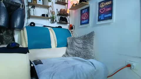 leenar_key online show from May 27, 10:29 pm