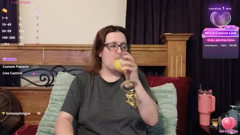 Leesa online show from March 30, 7:47 pm