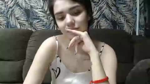 Liya online show from March 19, 6:46 pm