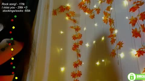 hey Im Leia and I love rock  online show from October 24, 7:14 pm