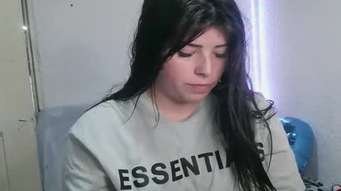 leidyramca online show from October 16, 4:34 am