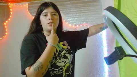 leidyramca online show from February 14, 2:58 am