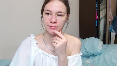 leila_bambi online show from February 10, 2:05 pm