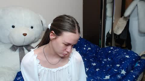 leila_bambi_ online show from January 28, 7:43 am