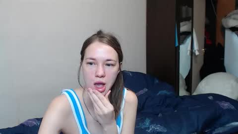 leila_bambi_ online show from February 21, 10:48 pm