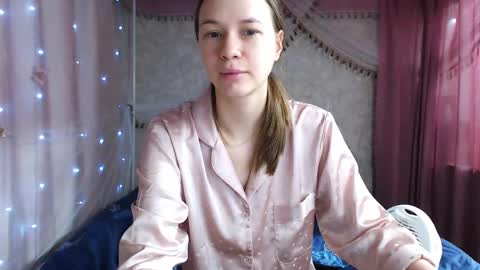 leila_bambi_ online show from February 1, 10:51 pm