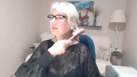 Leila Kinky online show from April 13, 10:08 am