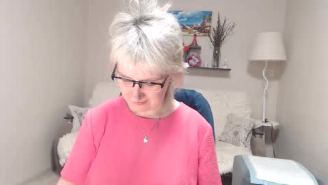 Leila Kinky online show from April 2, 3:58 am