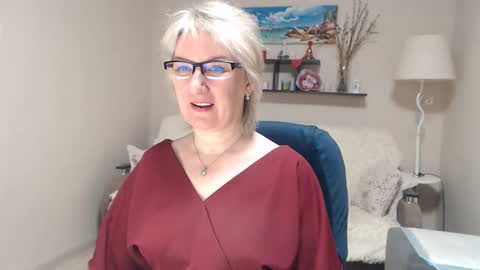 Leila Kinky online show from March 3, 4:41 am