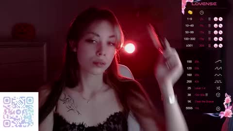 Leila online show from October 30, 12:33 am